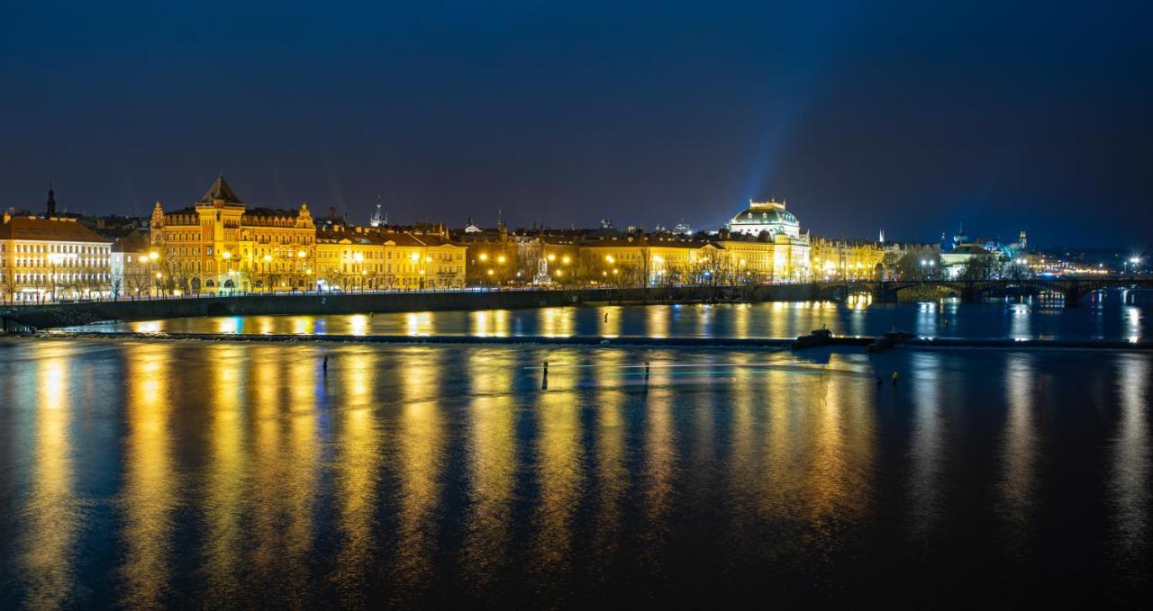 Mostecka Apartment Praga Exterior foto